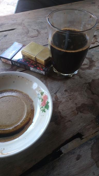 WARUNG KOPI MBAH TO