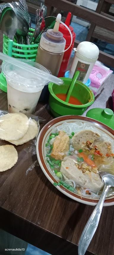 BAKSO MBAH JALIL SPESIAL BAKSO SUPER IGA