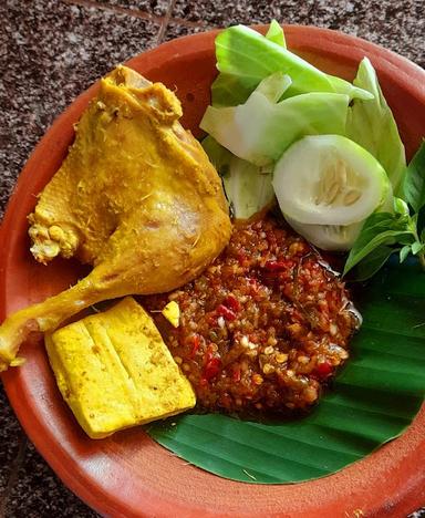 LALAPAN SAMBEL COBEK CILIK