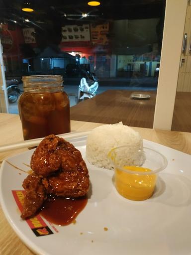 ROCKET CHICKEN KUTA MANDALIKA