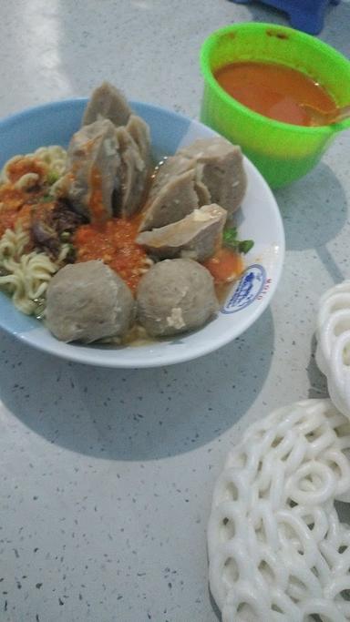 BAKSO DAN MIE AYAM SOLO MAS JOOZ