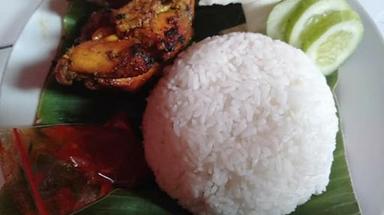 AYAM BAKAR IBU LILY