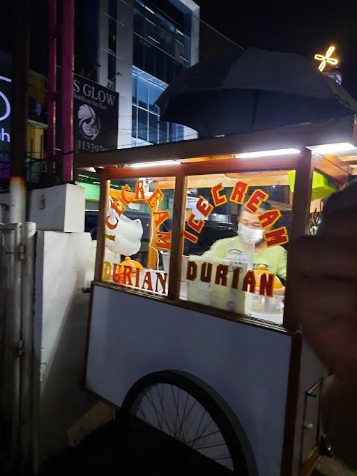 ICE CREAM DURIAN BANDUNG