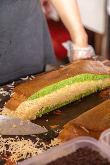 MARTABAK DJUARA, RAWAMANGUN