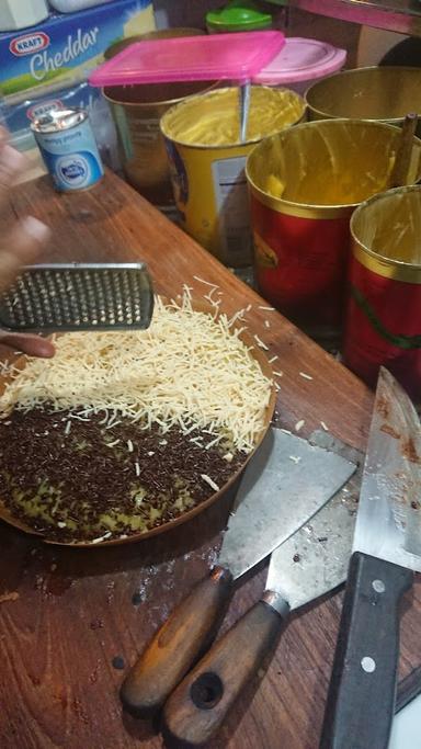 MARTABAK ORIENT RAWAMANGUN