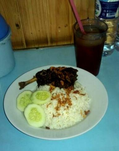 NASI BEBEK DESY