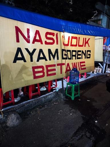 NASI UDUK AYAM GORENG BETAWIE