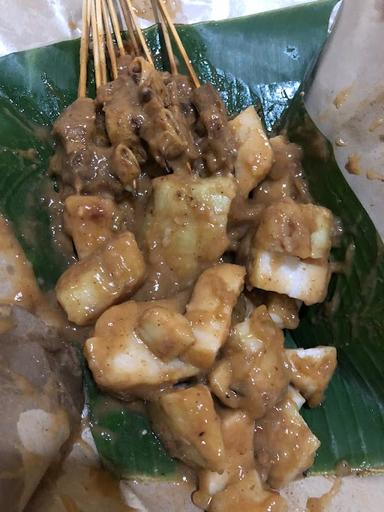 SATE PADANG BUYUNG APOTIK RINI