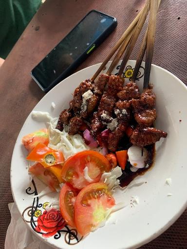 SATE, TONGSENG & NASI GORENG KAMBING PAK TUKIMIN