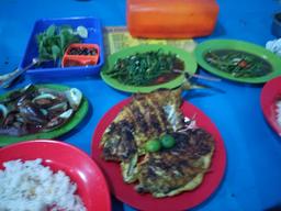Photo's Seafood Tiga Dara Pemuda