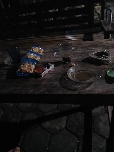 WARUNG KOPI P.EVI