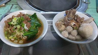 BAKSO & MIE AYAM MANDIRI JAYA