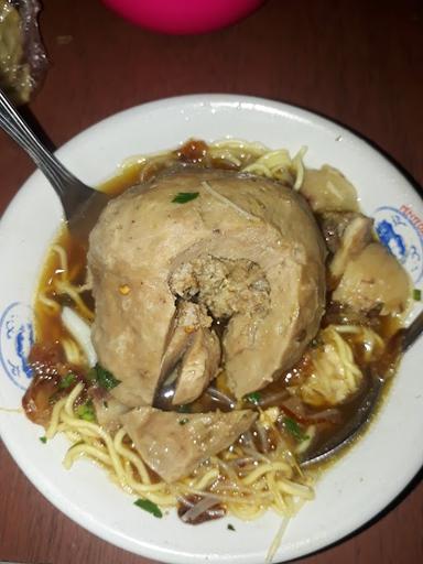 BAKSO & MIE AYAM WARIS