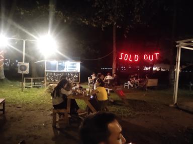 SOLD OUT CAFFE