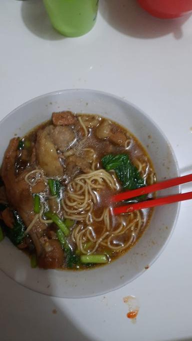 MIE AYAM & BAKSO PAKDE MINGAN, BABAKANTURI MERAK