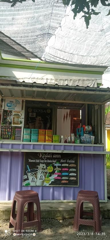 KEDAI BOBA