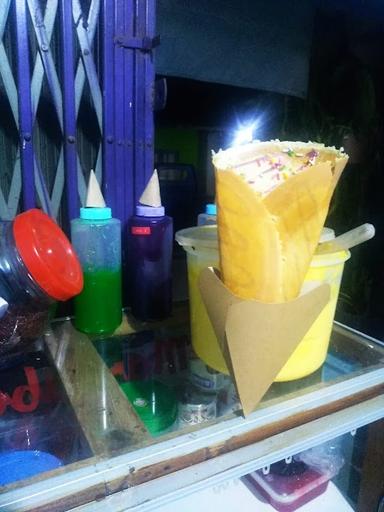 AMPIRONO MARTABAK MANIS DAN CREPES LEKER