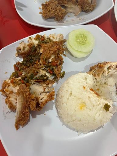 ROCKET CHICKEN MEWEK PURBALINGGA