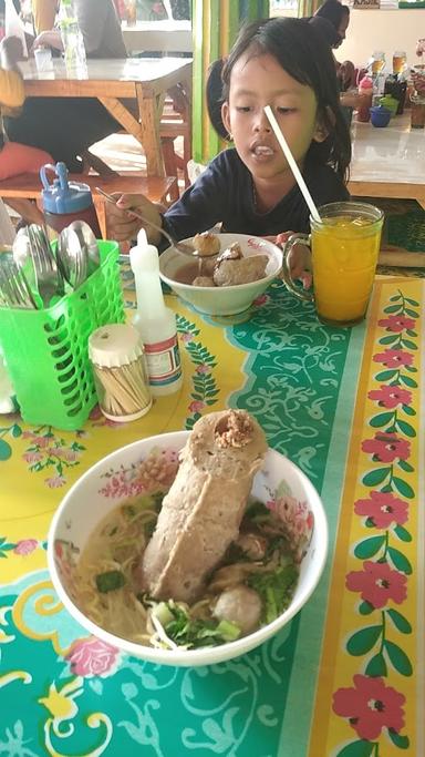 KEDAI BAKSO BAMBU RUNCING