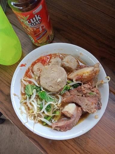 WARUNG BAKSO MIE AYAM