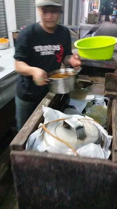 NASI UDUK PUTRA MANG UHO/OHO