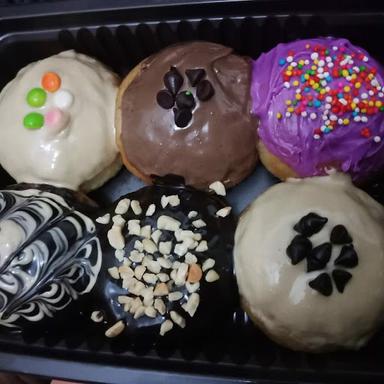 NAZLA DONUTS