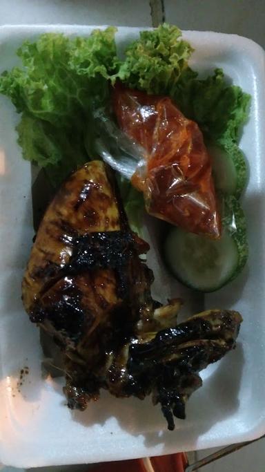 PONDOK LESEHAN AYAM BAKAR DAN BEBEK