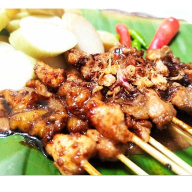 SATE AYAM KIARASA