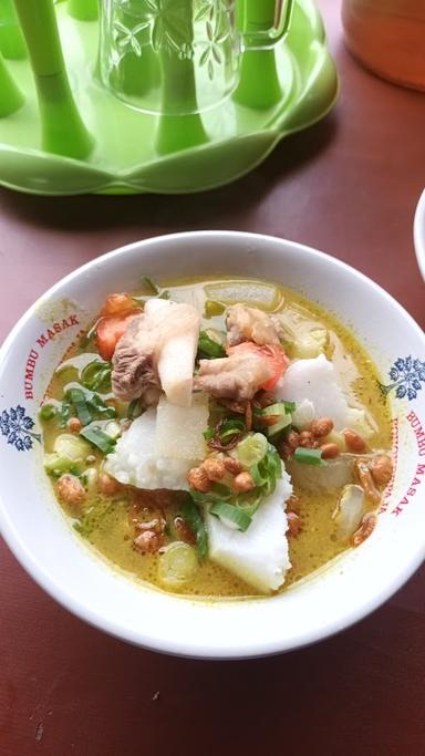 SOTO DAN BUBUR AYAM BINARAGA