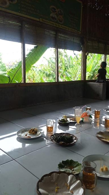 WARUNG NASI KI ERO