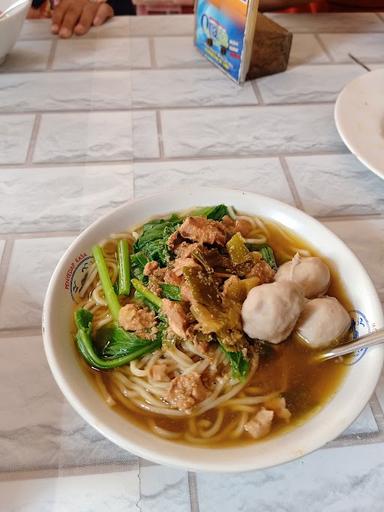 BAKSO DAN MIE AYAM PAK GITO