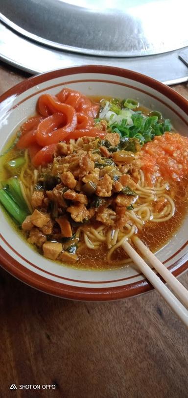 PONDOK MIE AYAM SETIAWAN