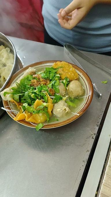 BAKSO & CWI MIE OSKAB NGALAM SOR PELEM