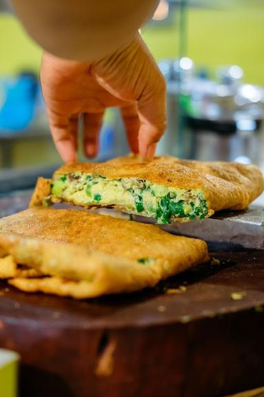 MARTABAK LEGIT - SAWANGAN, PURWOKERTO