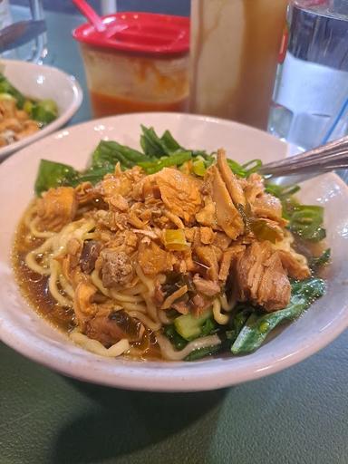 MIE AYAM LINGKAR INDAH