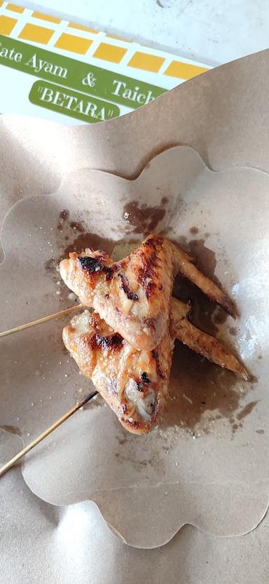 SATE TAICHAN DAN SATE AYAM BETARA