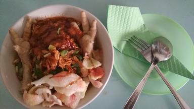 SOTO AYAM ASLI (PAK TRISNO) KARANG LEWAS