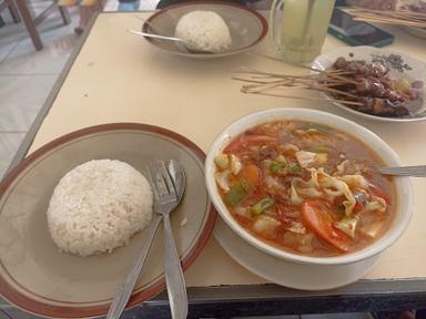 WARUNG SATE SAWUNGGALIH BANARAN