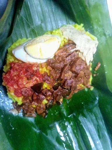 NASI KUNING BU SUKIRNO - JAJANAN BU TARSONO