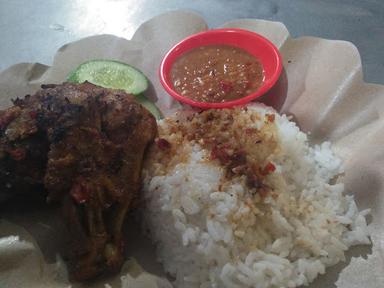 AYAM TALIWANG