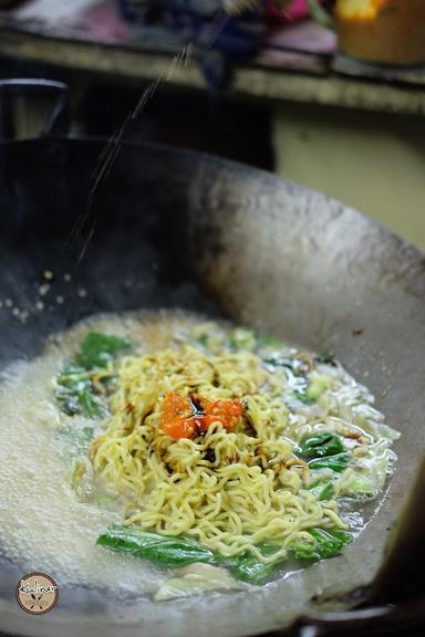 BAKMI AYAM SURABAYA CAK ARIES PUTRA GRUP TELAH BUKA CABANG DI KALIBAGOR SOKARAJA