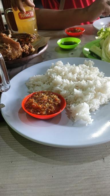 BEBEK GORENG H.SLAMET BERKOH