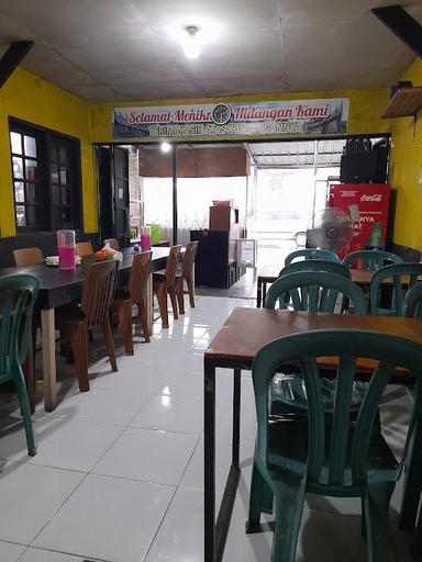 RUMAH MAKAN PADANG SERBA 10RB