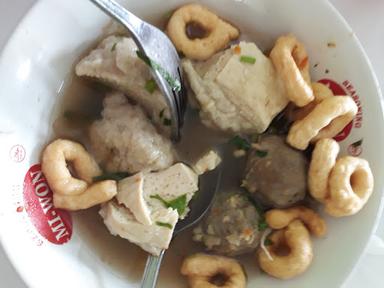 WARUNG BAKSO CUANKI & SIOMAY WAHYUNINGSARI