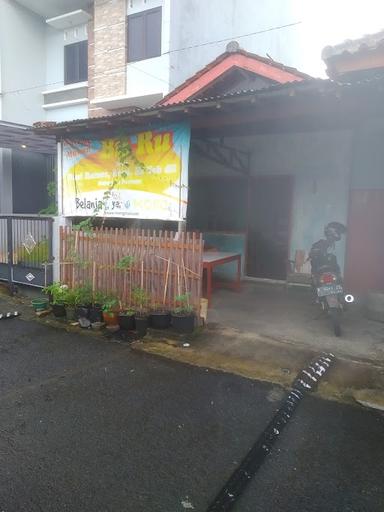 WARUNG MAKAN BU RU