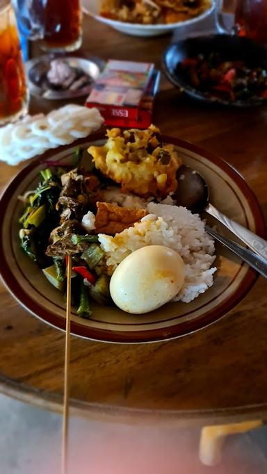 WARUNG MAKAN JOGLO BERKAH