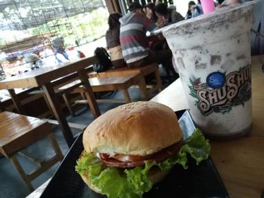 SHUSHU MILKSHAKE