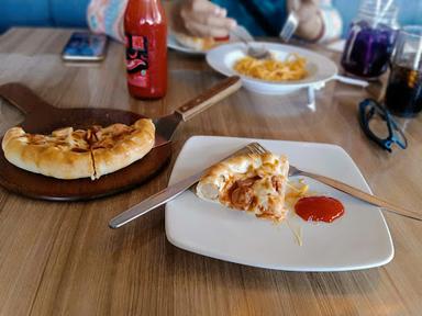 PIZZA HUT RESTORAN - RITA MALL PURWOKERTO