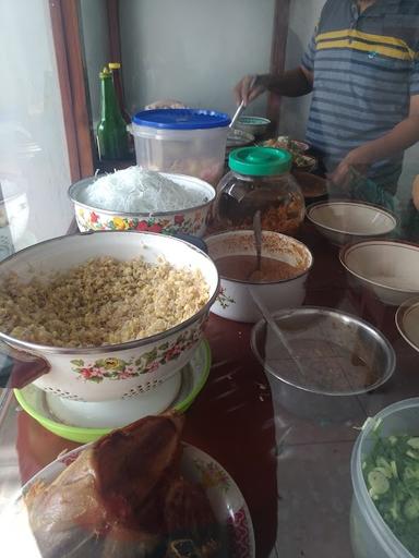 SOTO SAMPUN AYAM KAMPUNG