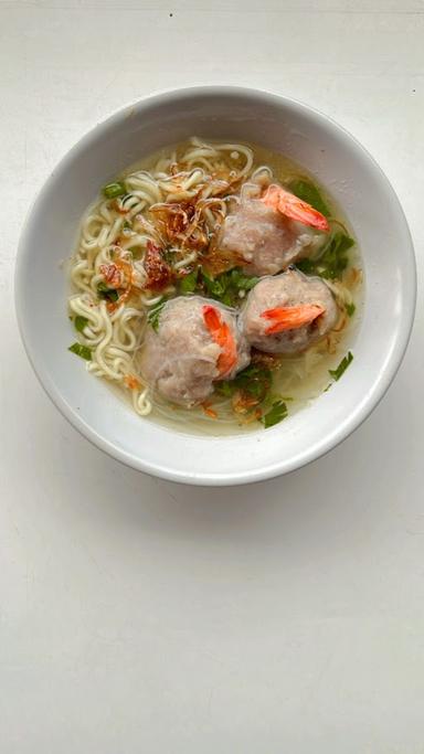 BAKSO IGA DAN SEAFOOD PAK TRISNO